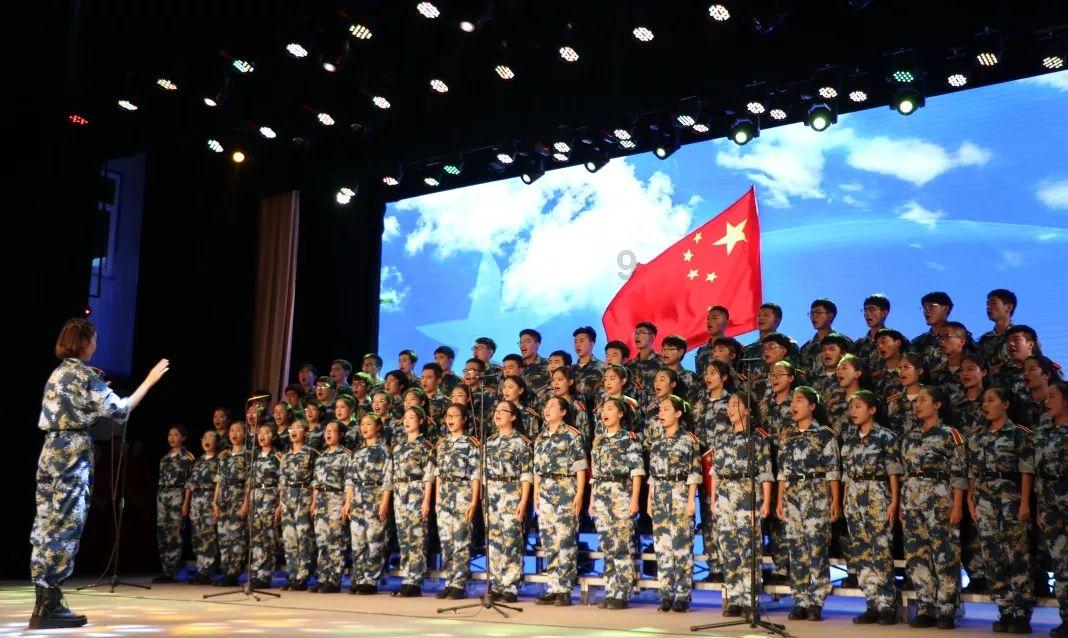 女人五十,她在下山的年纪再上山